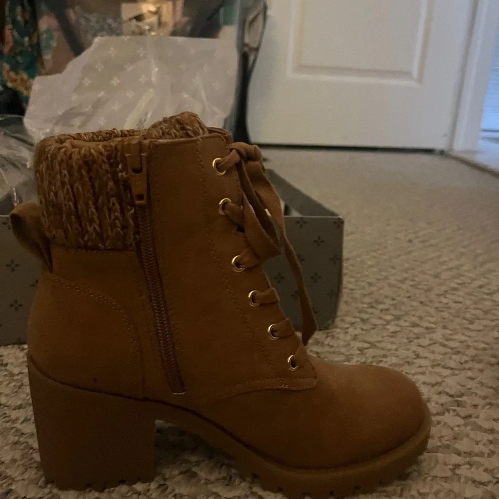 Tan Ankle Boots with Knit Cuff - Picture 5 of 6